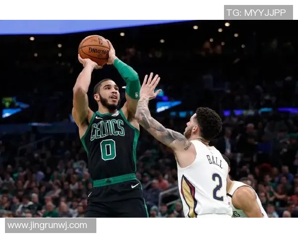 塔图姆面对外界质疑表示自己不会分心始终专注于比赛全力以赴迎接挑战