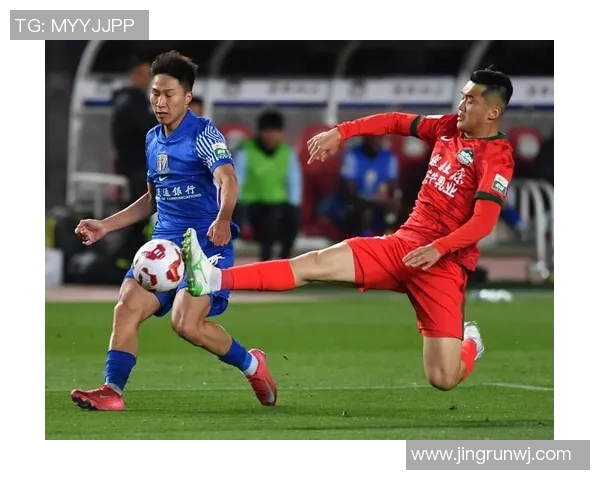 中超赛季中段换帅潮涌现，多队调整战术风格