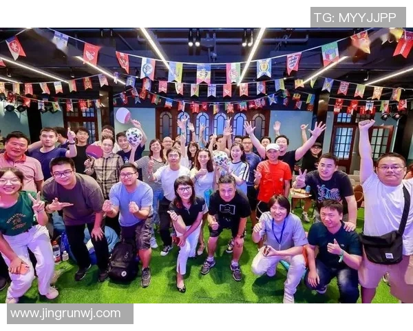 欧洲杯球迷文化与赛事现场氛围深度解析：激情、团结与文化碰撞的盛宴